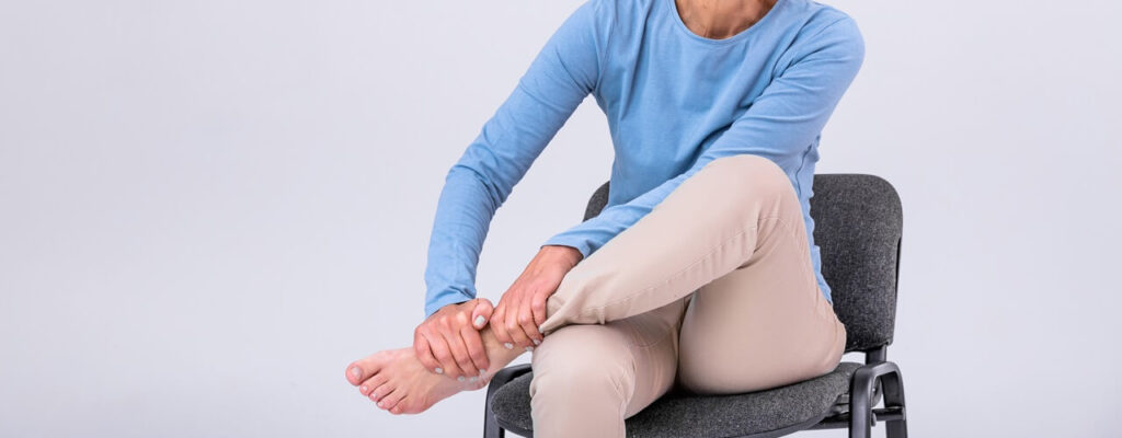 When to See a Physiotherapist for Foot Pain